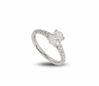 18ct white gold & diamond oval-cut ring 50.5EU