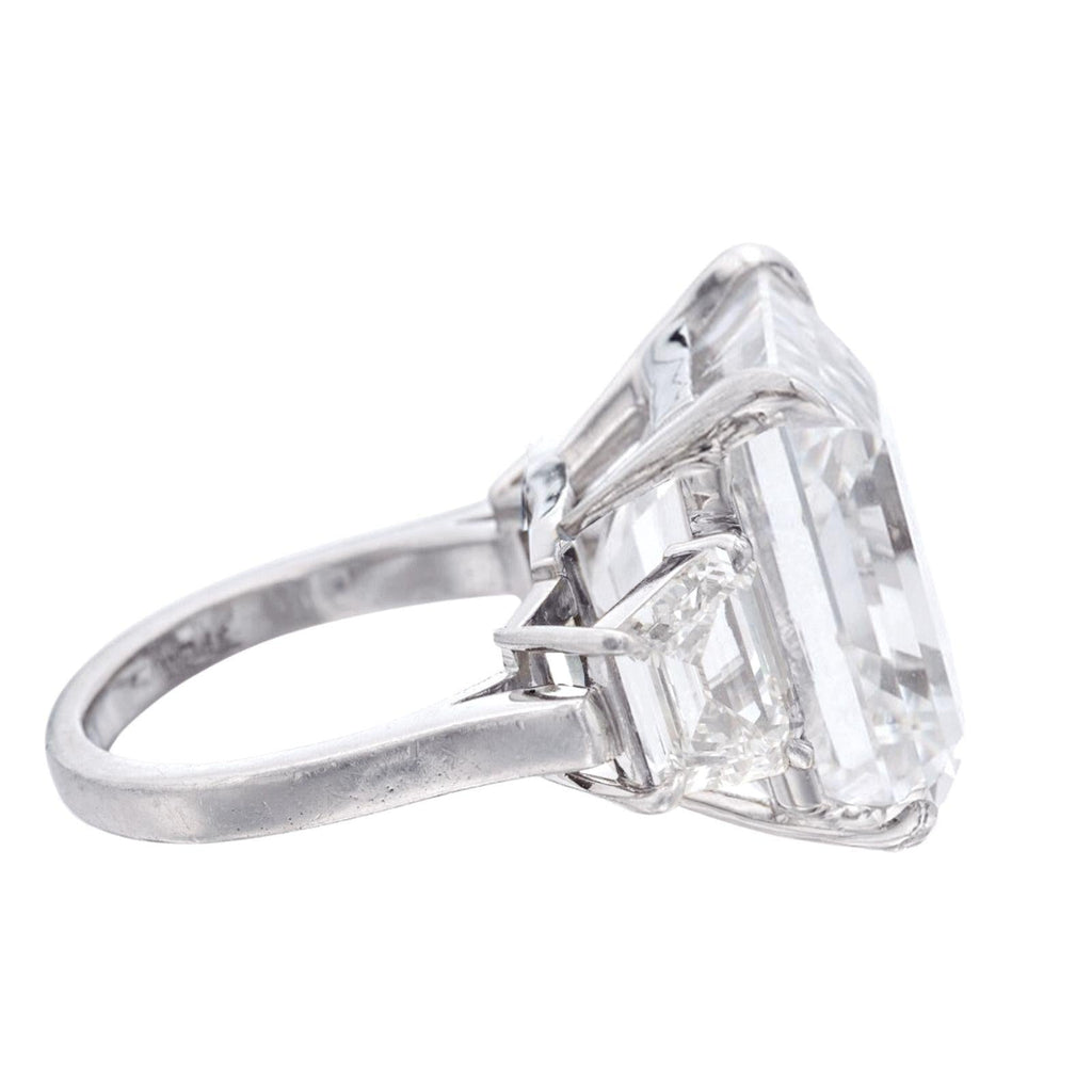 Verde 5ct IGI Certified Lab Grown VS Emerald Cut Diamond Ring