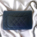 Caviar Quilted Wallet On Chain