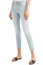 Frame Light Wash Le skinny Je Jeanne Crop Jeans