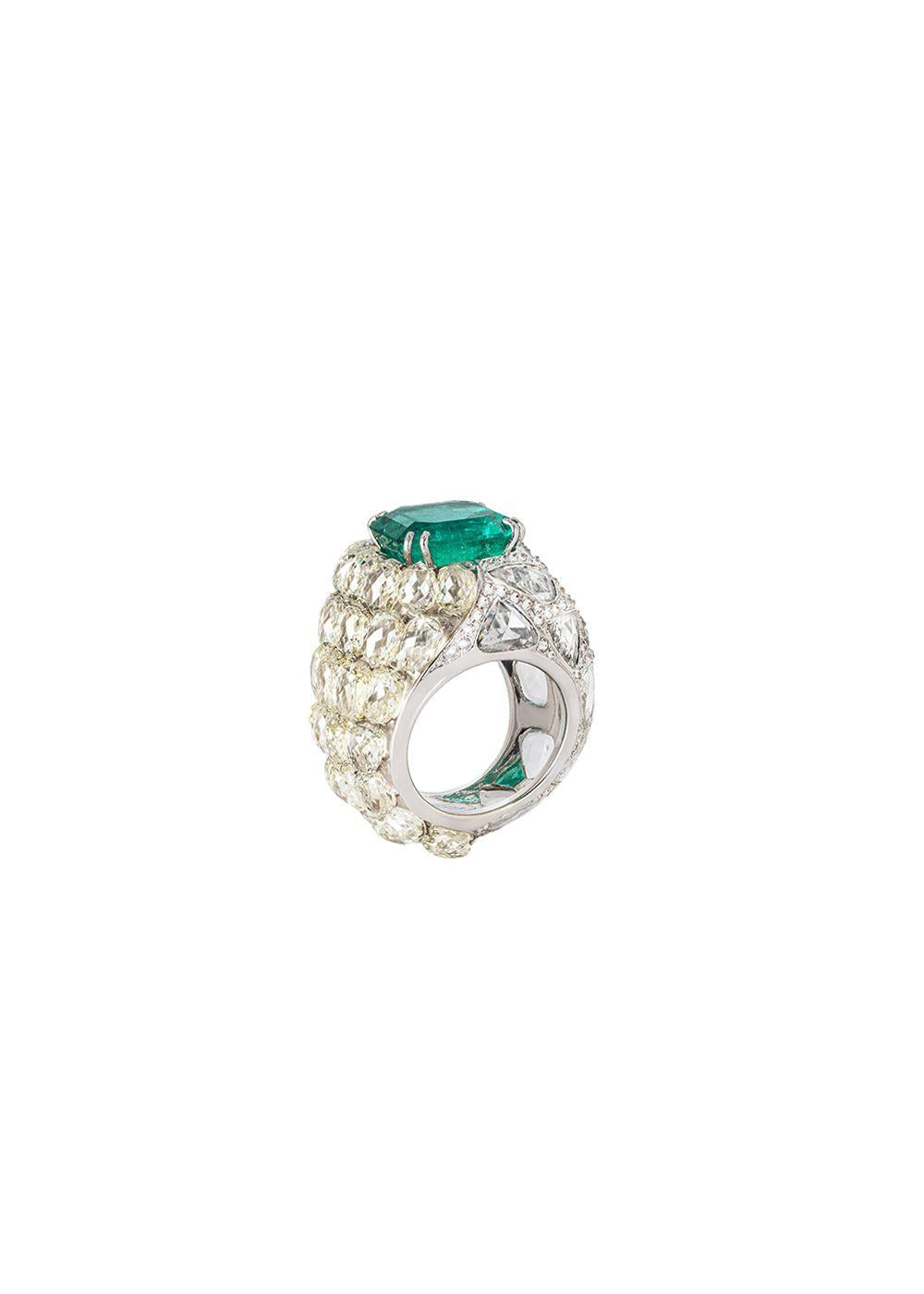 Diamond & Emerald 18ct White Gold - Size 52