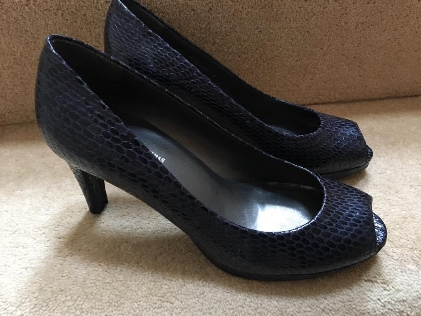 Stuart Weitzman Peep toe shoes