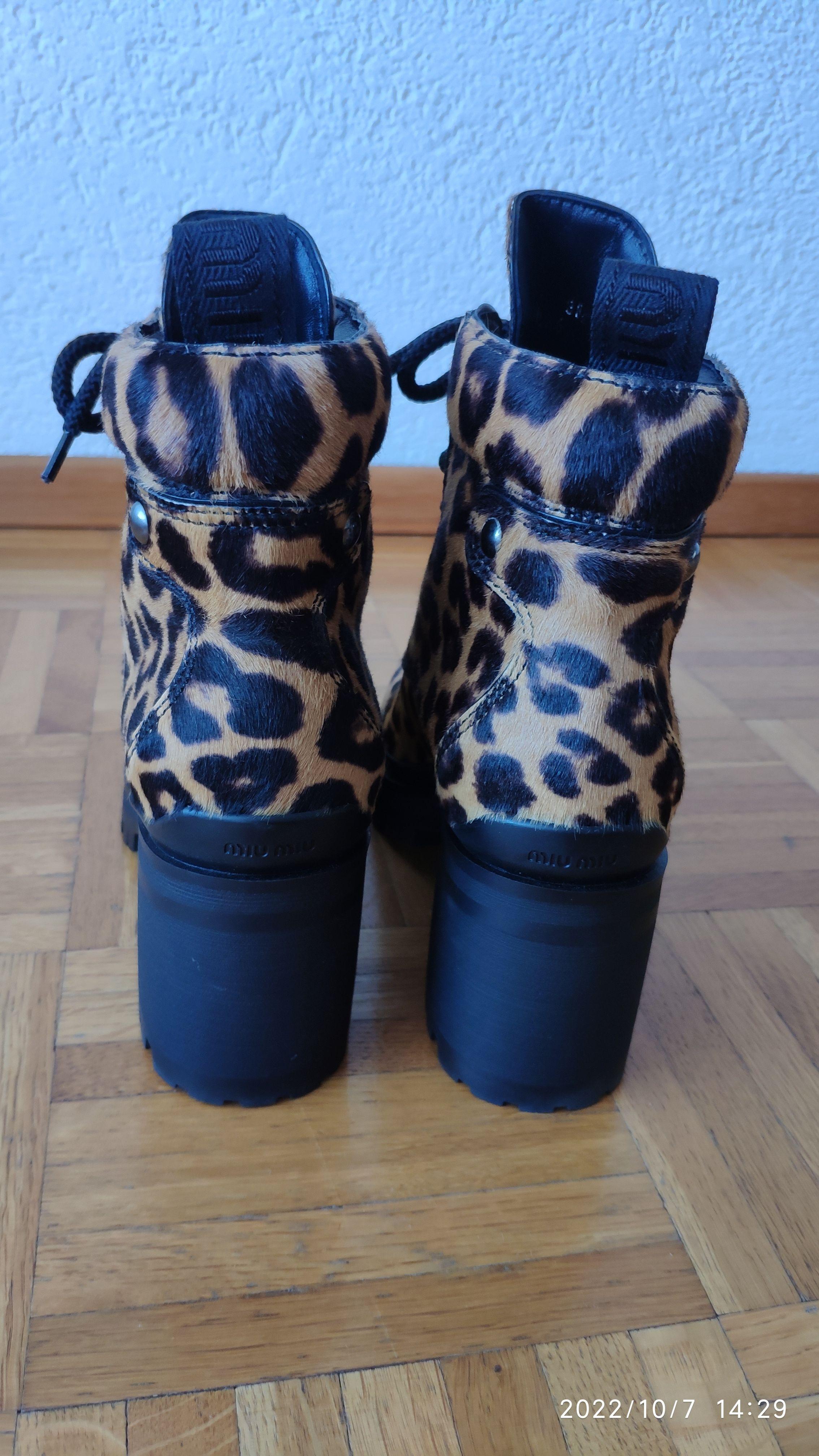 Leopard Print Lace-Up Ankle Boots