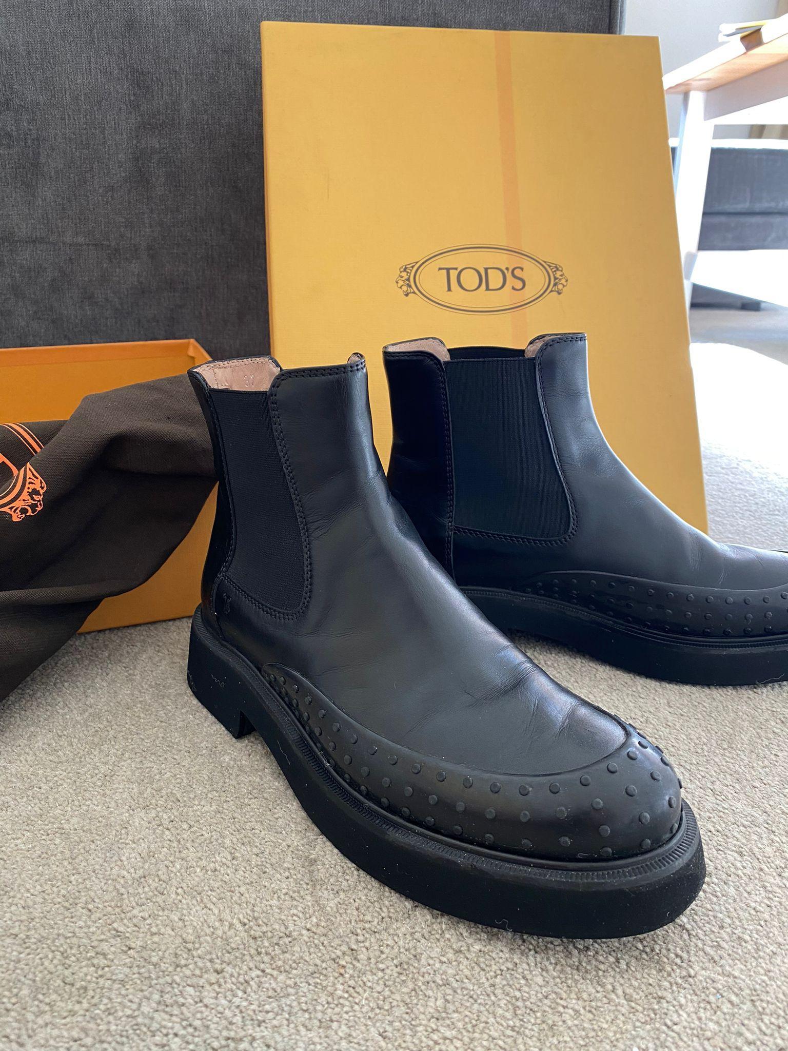 Gommini toe leather Chelsea boots