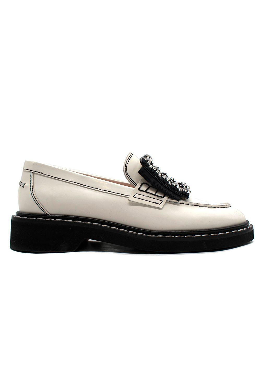 Roger Vivier White Leather Viv' Rangers Strass Buckle Loafers