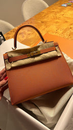 Hermes Kelly 28 Sellier in Orange Epsom Leather with Gold Hardware