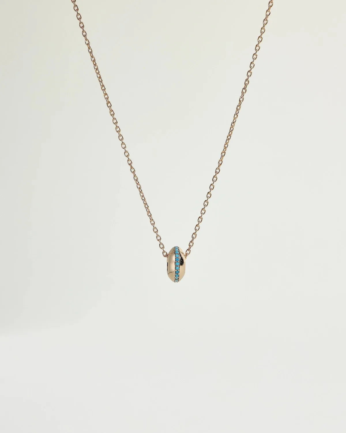 Mia Necklace in Gold