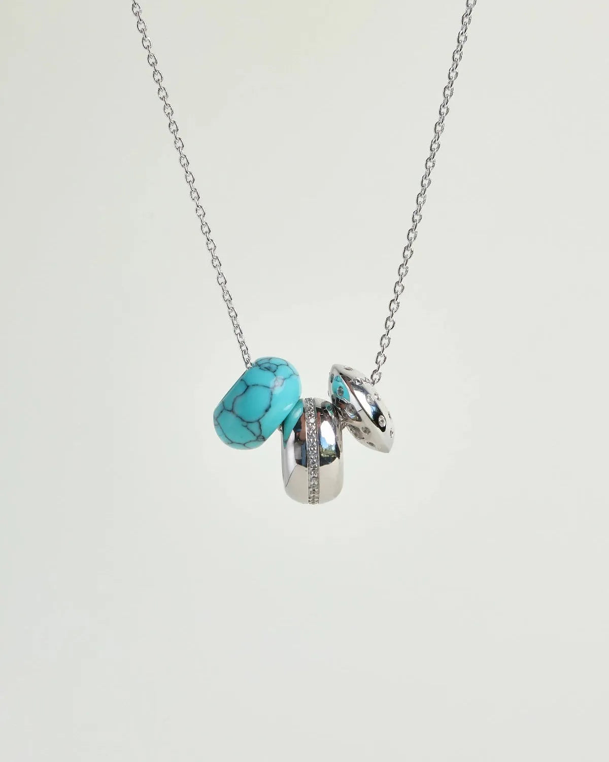 Noa Necklace in Silver