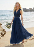 A-Line V-Neck Sleeveless Chiffon Bridesmaid Dresses With Appliques Lace