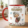 Personalizado lindo dibujo animado abuela mariposa 11 oz 15 oz taza de café de cerámica con nombres Día de la Madre regalo de cumpleaños para la abuela