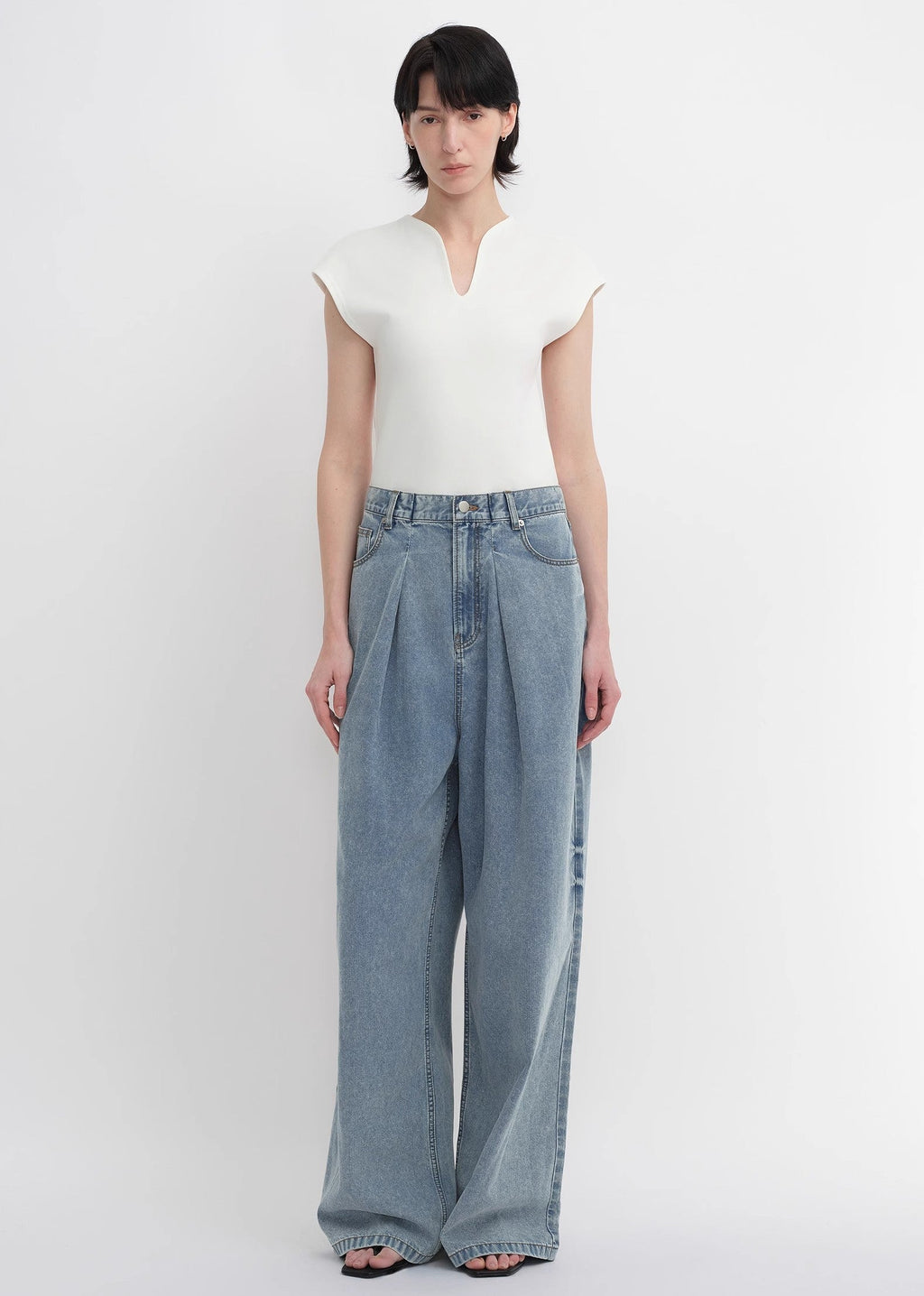 Soft Tencel Cotton Light Structure Pleated Loose Straight Wide Leg Jeans for Women