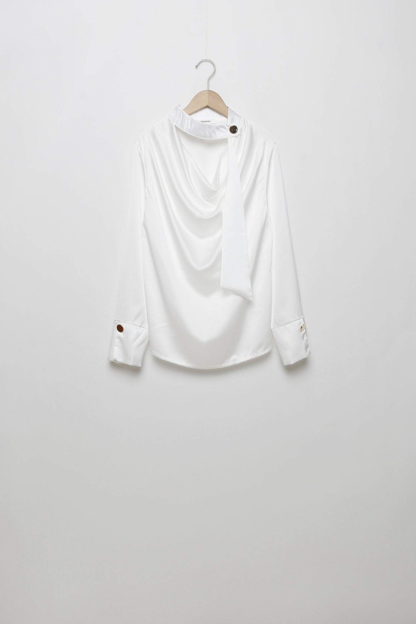 BLUSA  SATEN