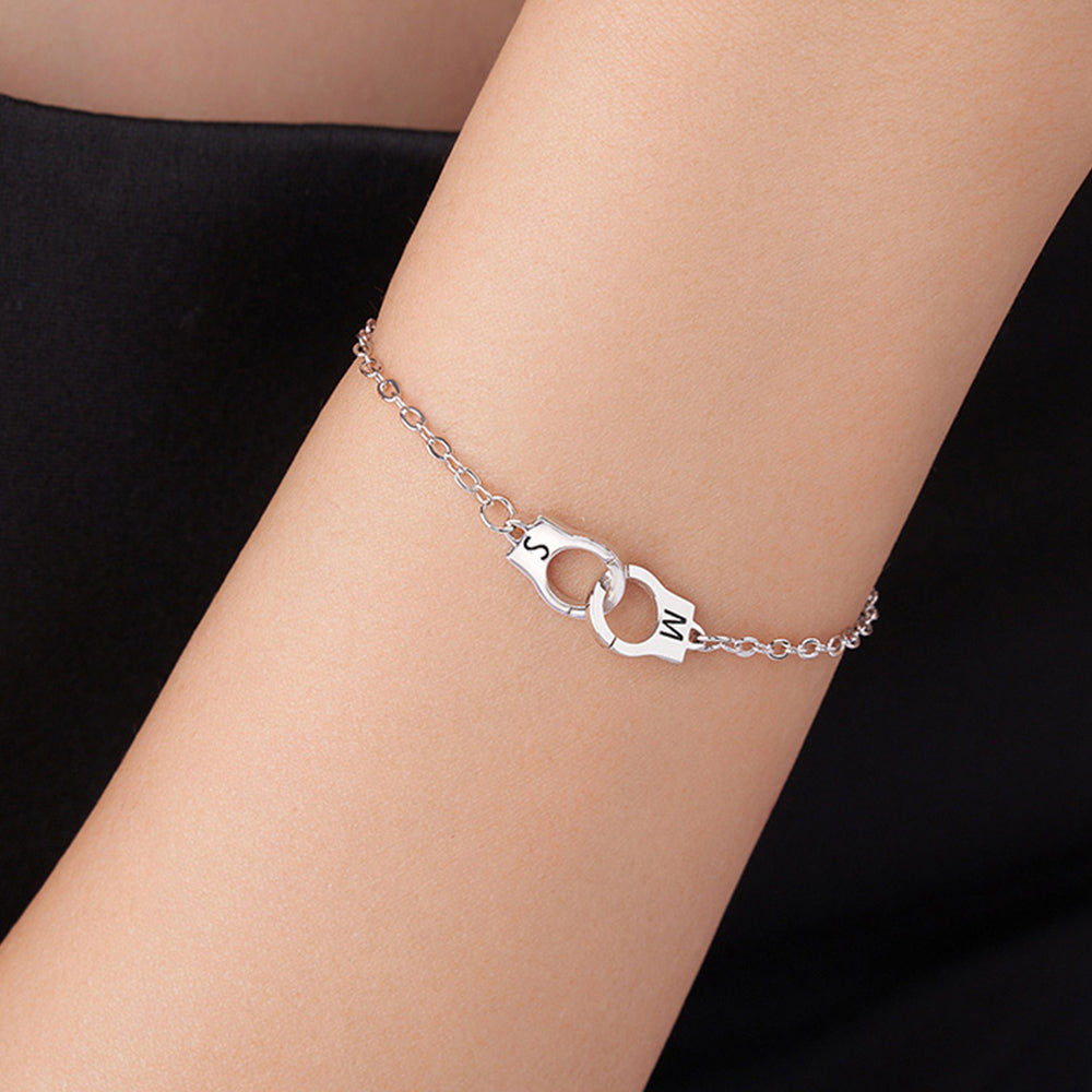 Esposas de policía personalizado entrelazamiento Infinito pulsera con iniciales grabadas doble regalo de cumpleaños de San Valentín para PolicíasMujeres Parejas Amigo