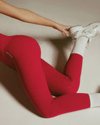 BALANCE LIGHT LEGGING | CHERRY