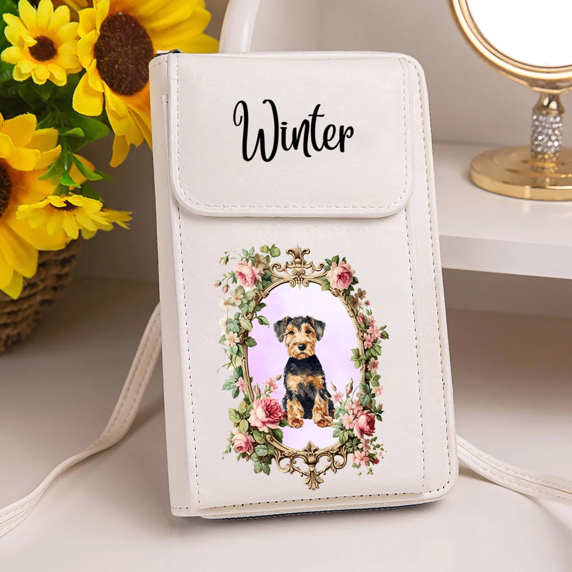 Personalizado Retro Flor Pet Retrato PU Cuero Crossbody Bolsa con nombre y ranuras para tarjetas de viaje Essentials Birthday Gift for Pet Owners Lovers