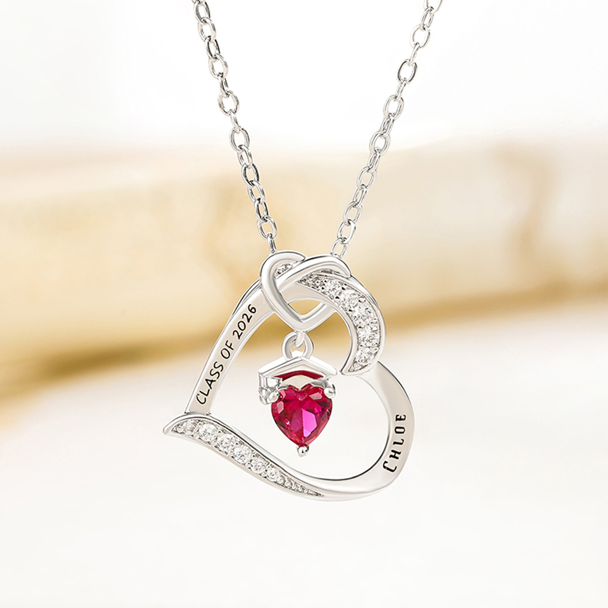 Personalizada Graduación Cap Birthstone Corazón Collar de plata de ley Dainty Joyería con nombre grabado y el año Regalo de graduación para los graduados