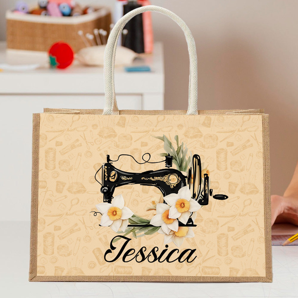 Máquina de coser personalizada Flor de nacimiento Bolsa de yute grande con nombre Accesorios de viaje Agradecimiento de vacaciones Regalo de cumpleaños para mujeres amantes de la costura