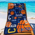 Toalla de playa personalizada de microfibra y secado rápido con nombre e inicial Regalo de fiesta en la playa para los amantes del baloncesto