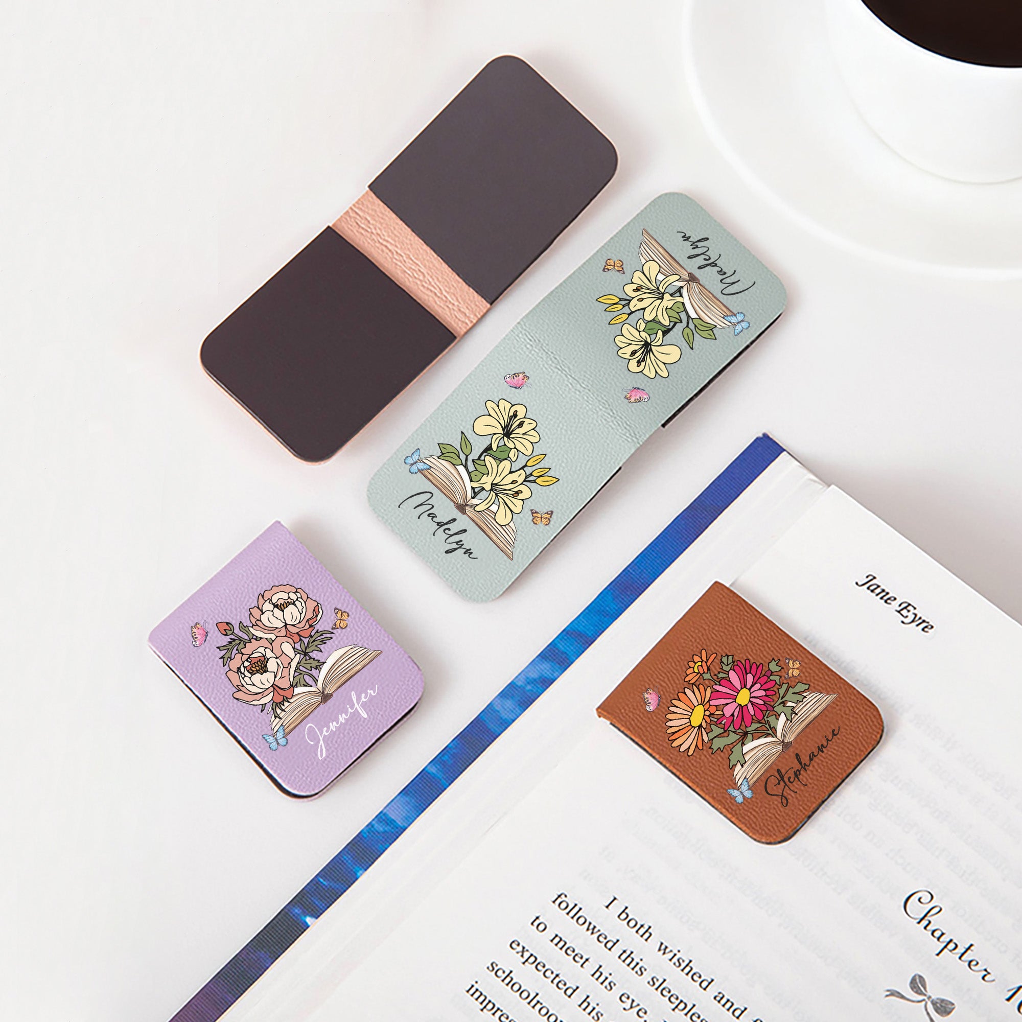 Personalizado Nacimiento Flor Mariposa Magnético PU Cuero Marcapáginas Clip con Nombre Regalo de cumpleaños para los amantes de los libros Ratones de biblioteca