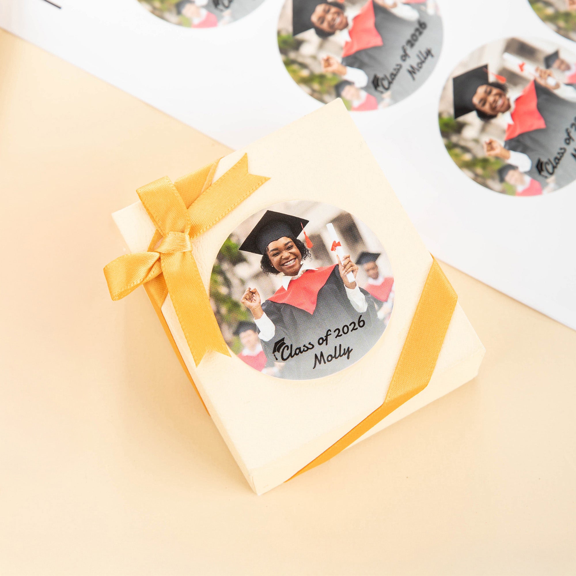 Pegatinas Personalizadas de Graduación con Nombre y Texto Set de 20 Etiquetas de Favor Decoración de Fiesta de Celebración para Graduados