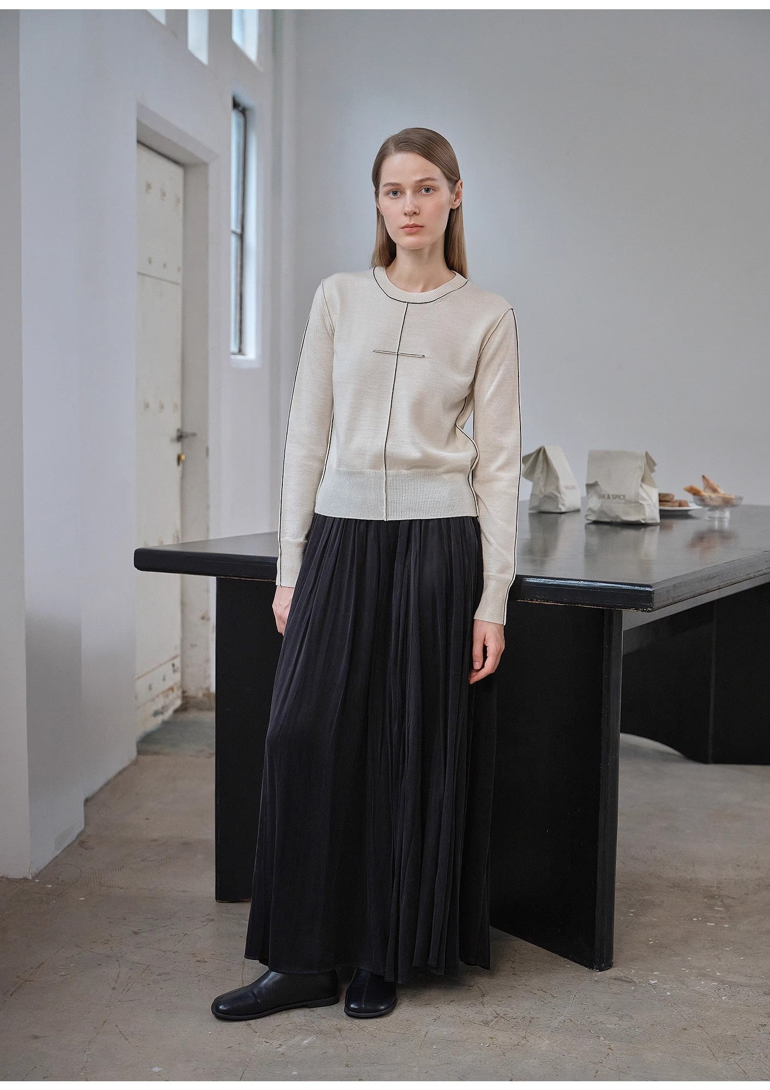 “Imbell"Imported Yangtze 30NM Contrast Stitch Wool Knit Skin-Friendly Short Top