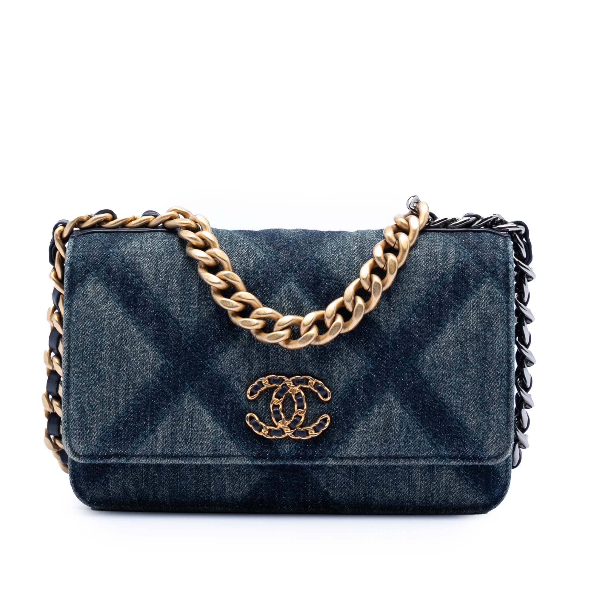 Denim 19 Flap Wallet On Chain