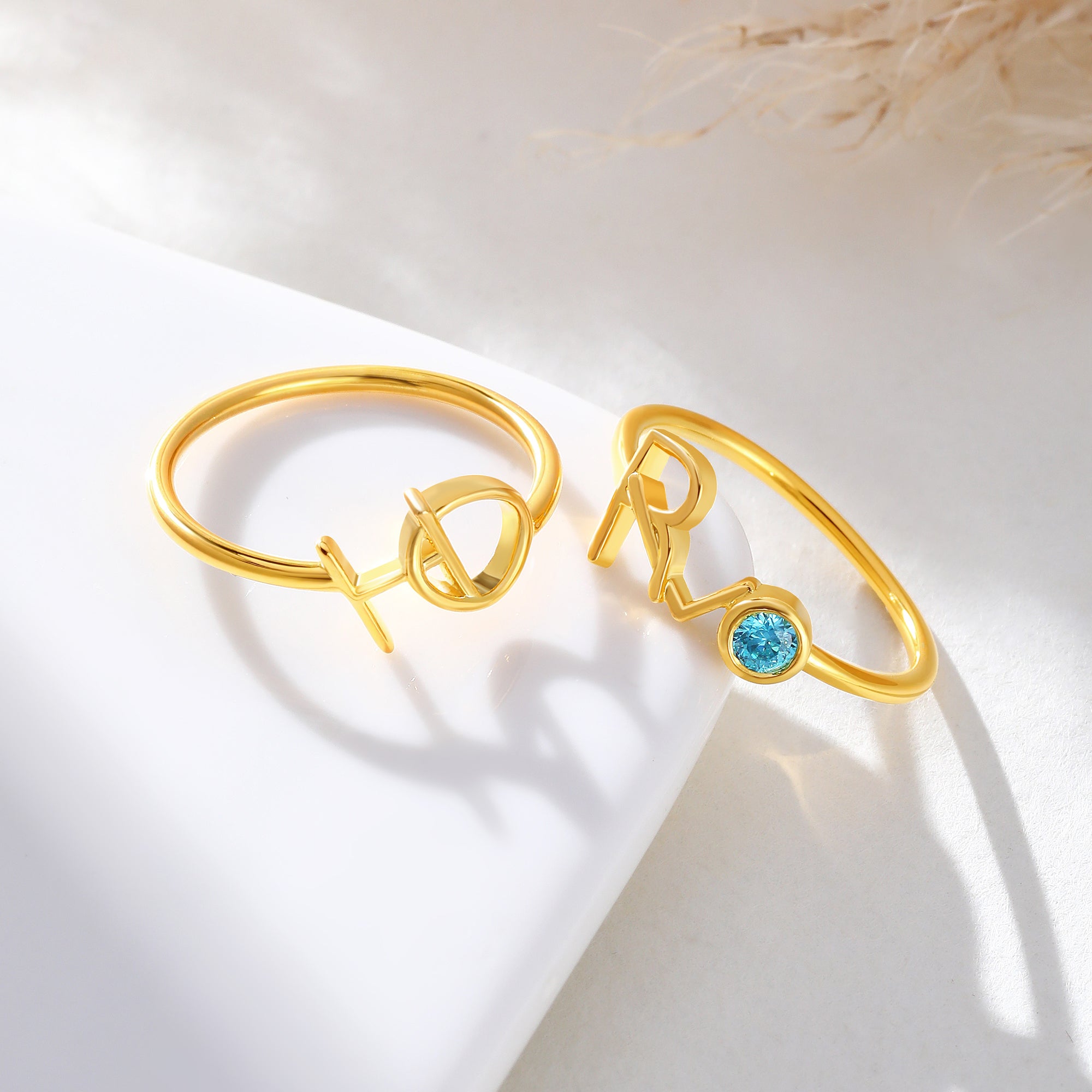 Anillo personalizado con iniciales entrelazadas y piedra de nacimiento Joyería femenina Aniversario Cumpleaños Regalo para mujer