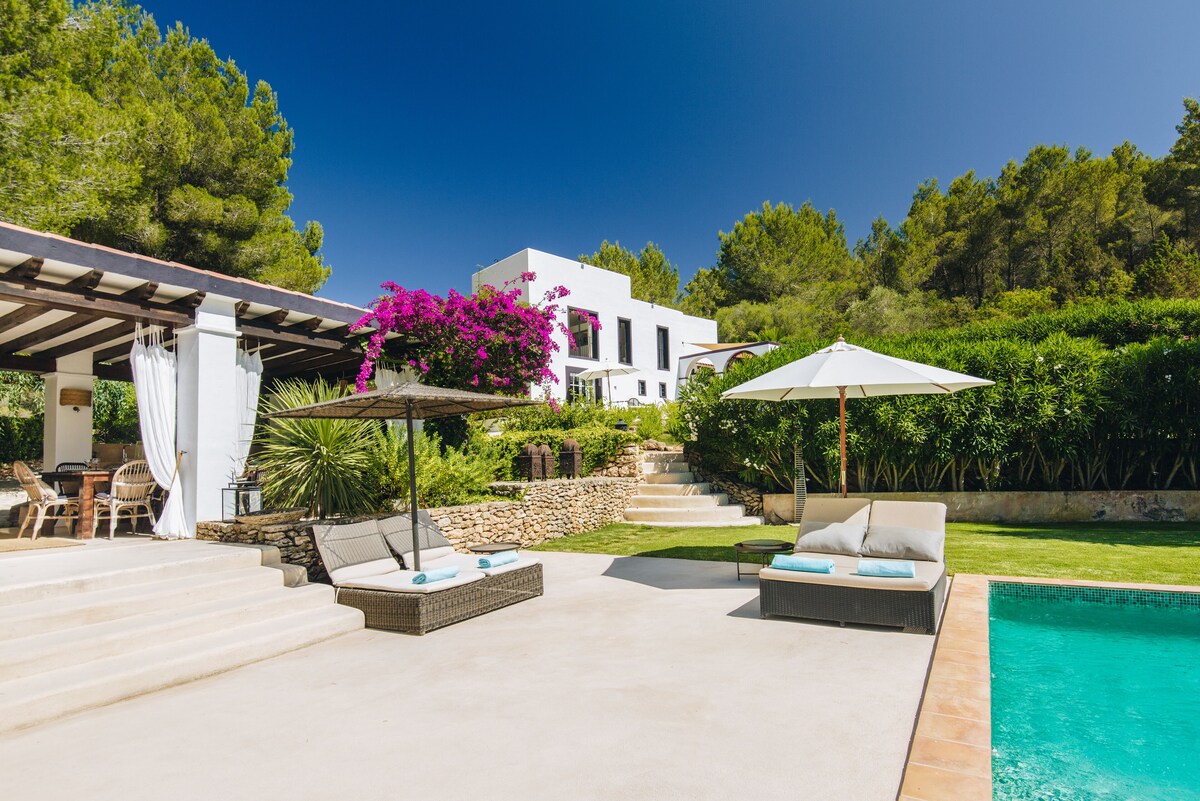 Restored Country Ibiza Villa Perfect for a Family Holiday in San Antonio