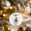 Primera Navidad como enfermera personalizada Adorno colgante de cerámica con nombre y año Decoración del árbol Regalo de agradecimiento navideño para nuevas enfermeras