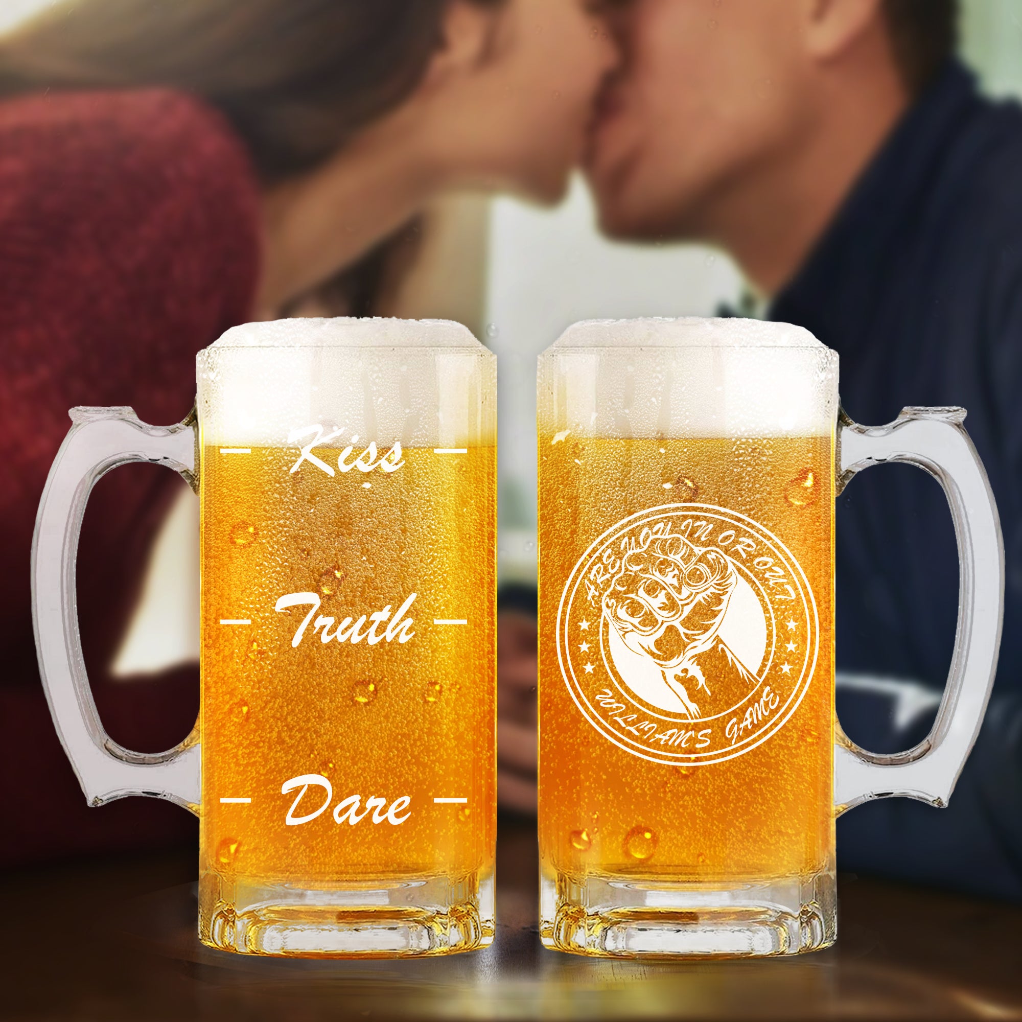 Vaso de Cerveza Personalizado con Nombre y Asa Diseño Puño Texto Divertido Juego de Barra Cheers Challenge Oktoberfest Regalo para Familiares Amigos Amantes de la Cerveza