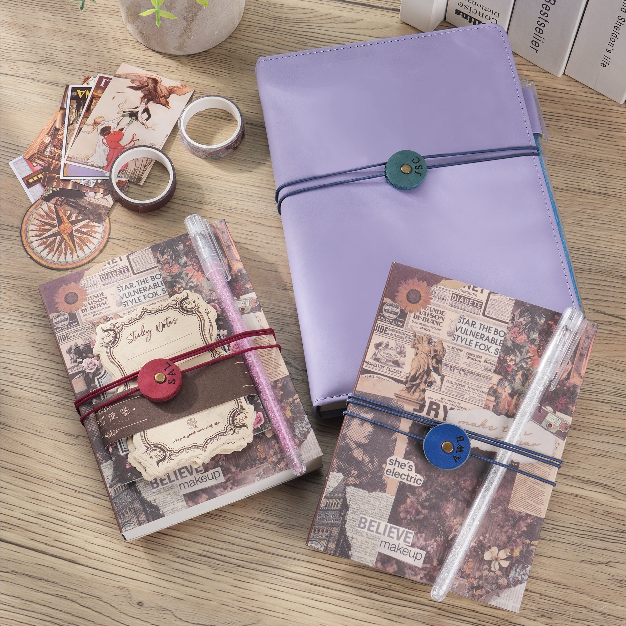 Cinta personalizada de cuero multicolor con remaches e iniciales Cinta elástica para agendas y diarios Regalo para entusiastas de los diarios hechos a mano con agendas