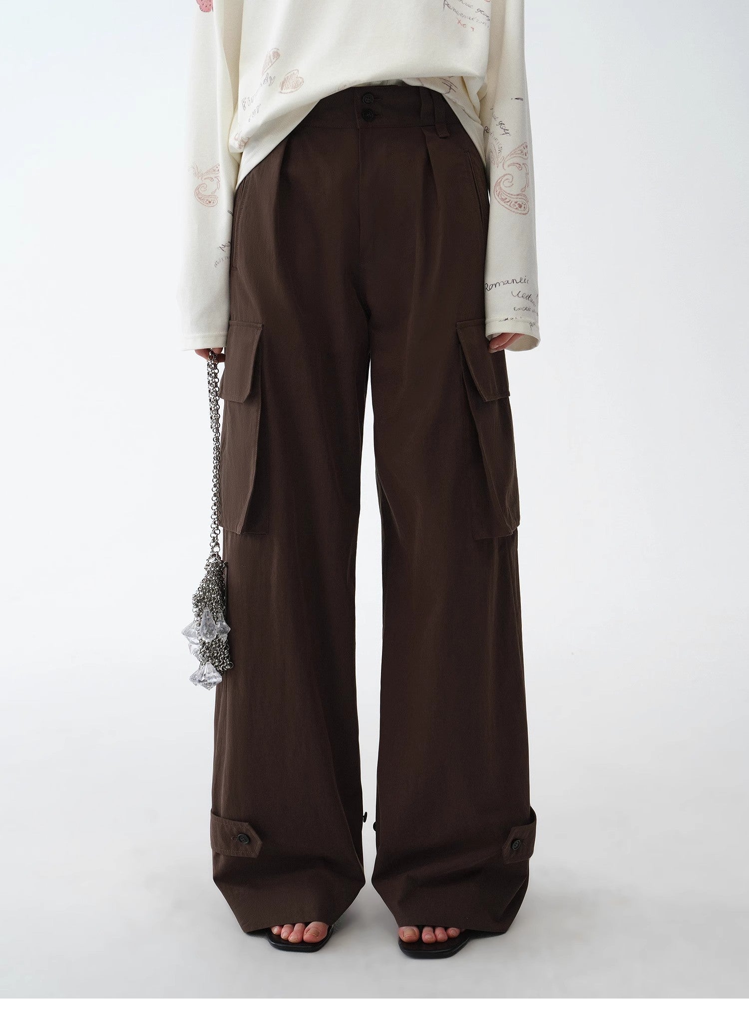 Leisure First Personalized three-dimensional large patch pocket straight wide-leg work trousers