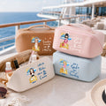Personalizado Cartoon Personaje PU Cuero Amplia Apertura Bolsa de Maquillaje con Nombre y Texto Viaje Esenciales Cumpleaños Regalo para Mujeres