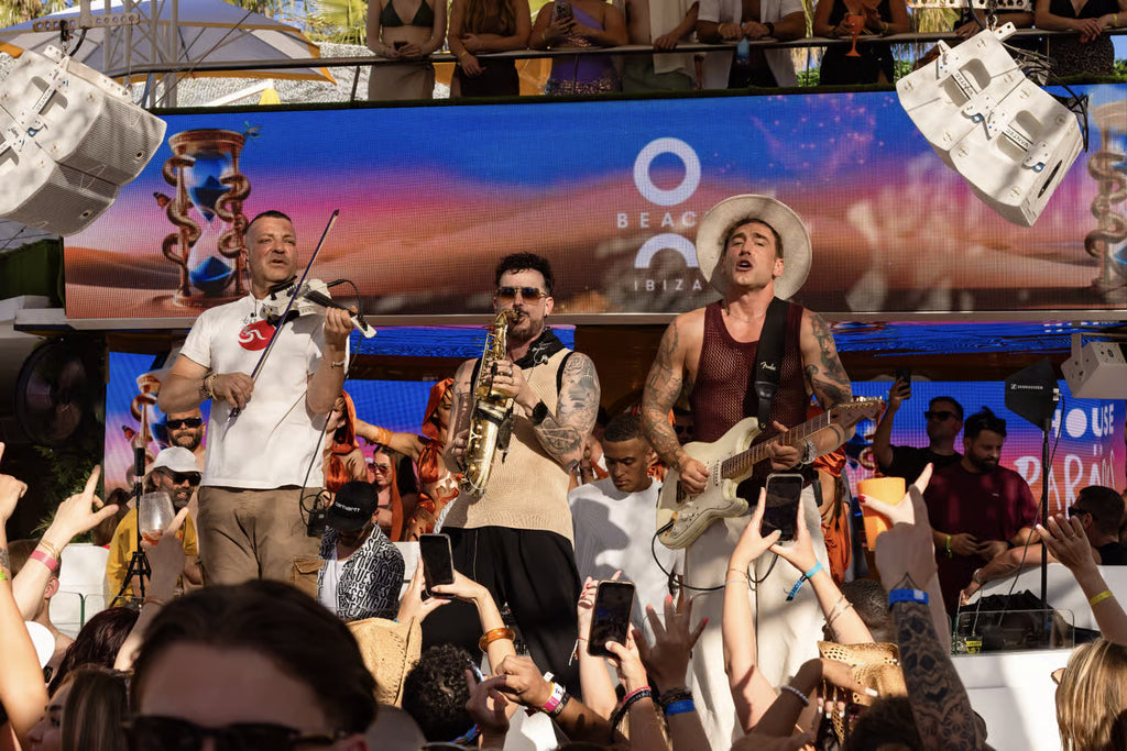 Day & Night in San Antonio: Beer Pong and Mini Golf at Big Putts, Drinking Games, O Beach Pool Party and Clubbing at Eden