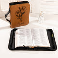 Personalizada Flor de Nacimiento Versículos de la Biblia PU Leather Book Cover with Name Birthday Anniversary Gift for Christians Women