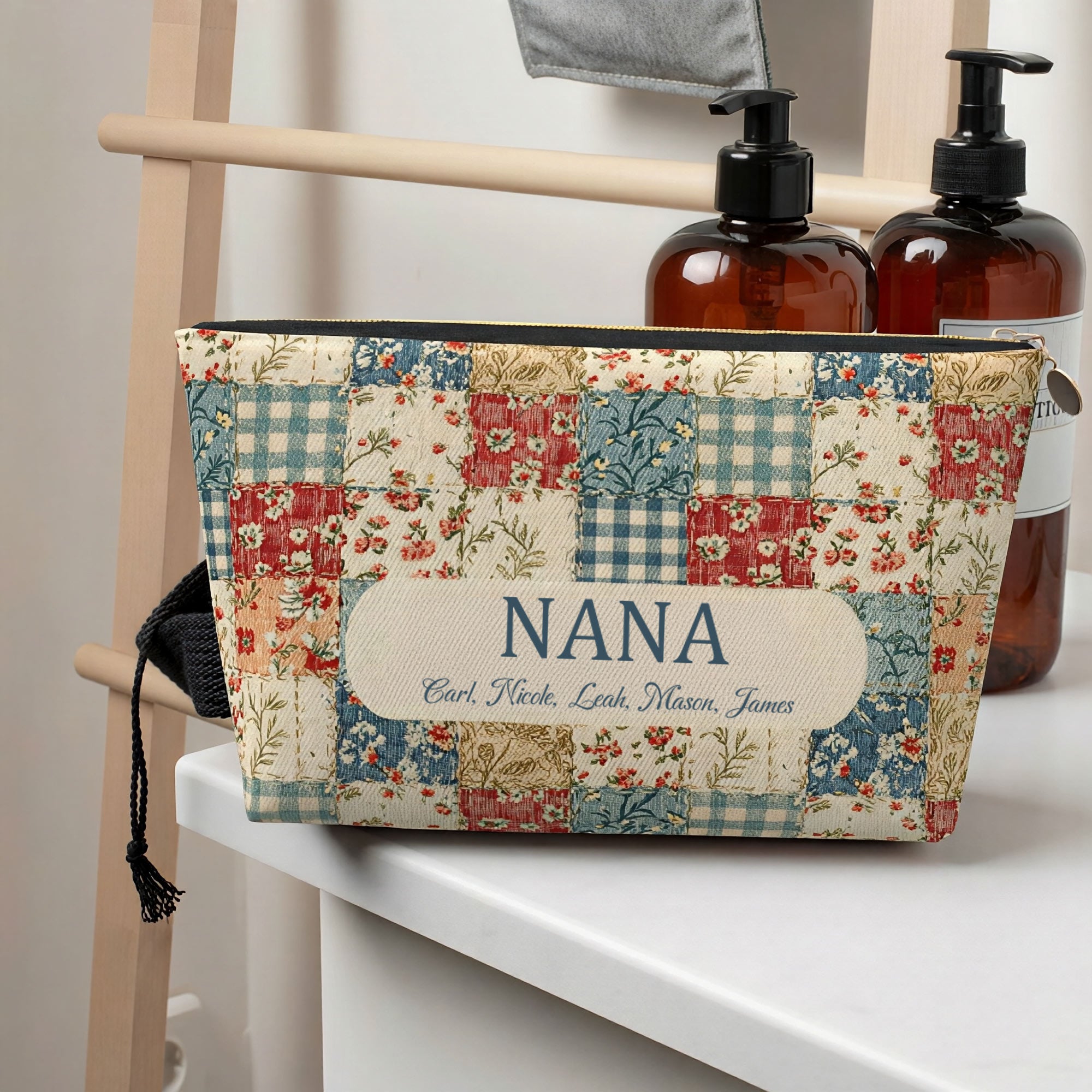 Bolsa de maquillaje de patchwork floral vintage personalizada con título y nombres Uso diario Día de la Madre Regalo de cumpleaños para mujer