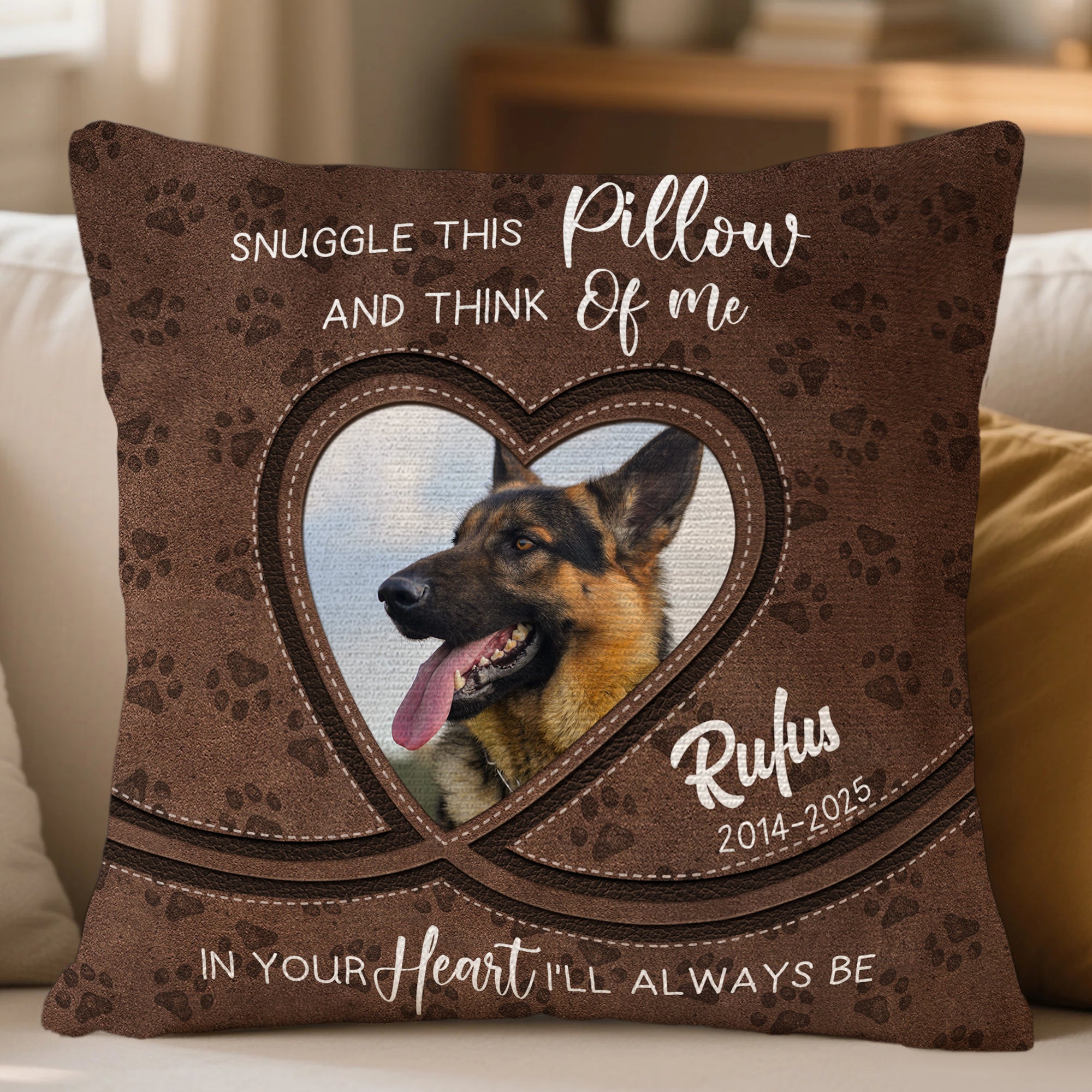 Personalizada Vintage Paw Print Heart Pet Photo Soft Throw Pillow Cover with Name and Date Birthday Anniversary Memorial Gift for Pet Owners Lovers