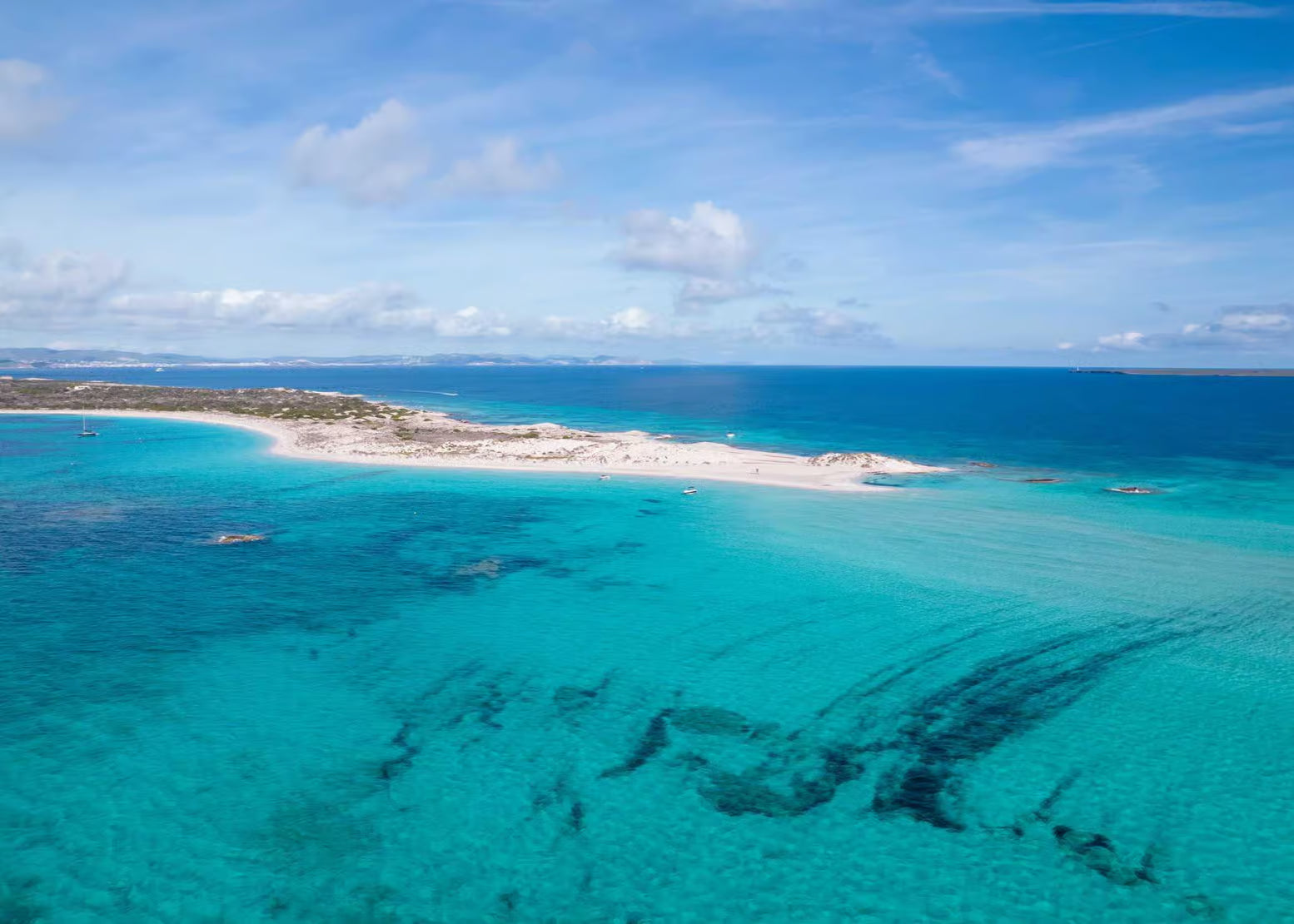 Formentera Boat Trip with Full-Day Meals, Unlimited Drinks and Water Activities