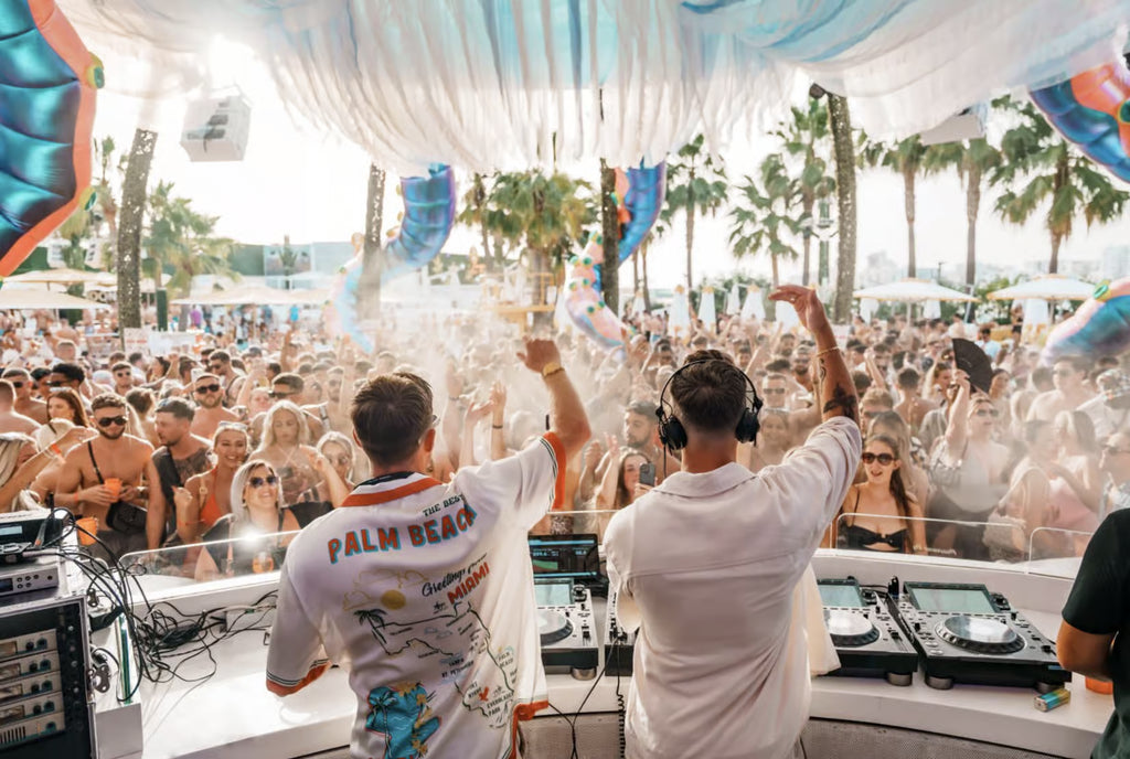 Day & Night in San Antonio: Beer Pong and Mini Golf at Big Putts, Drinking Games, O Beach Pool Party and Clubbing at Eden