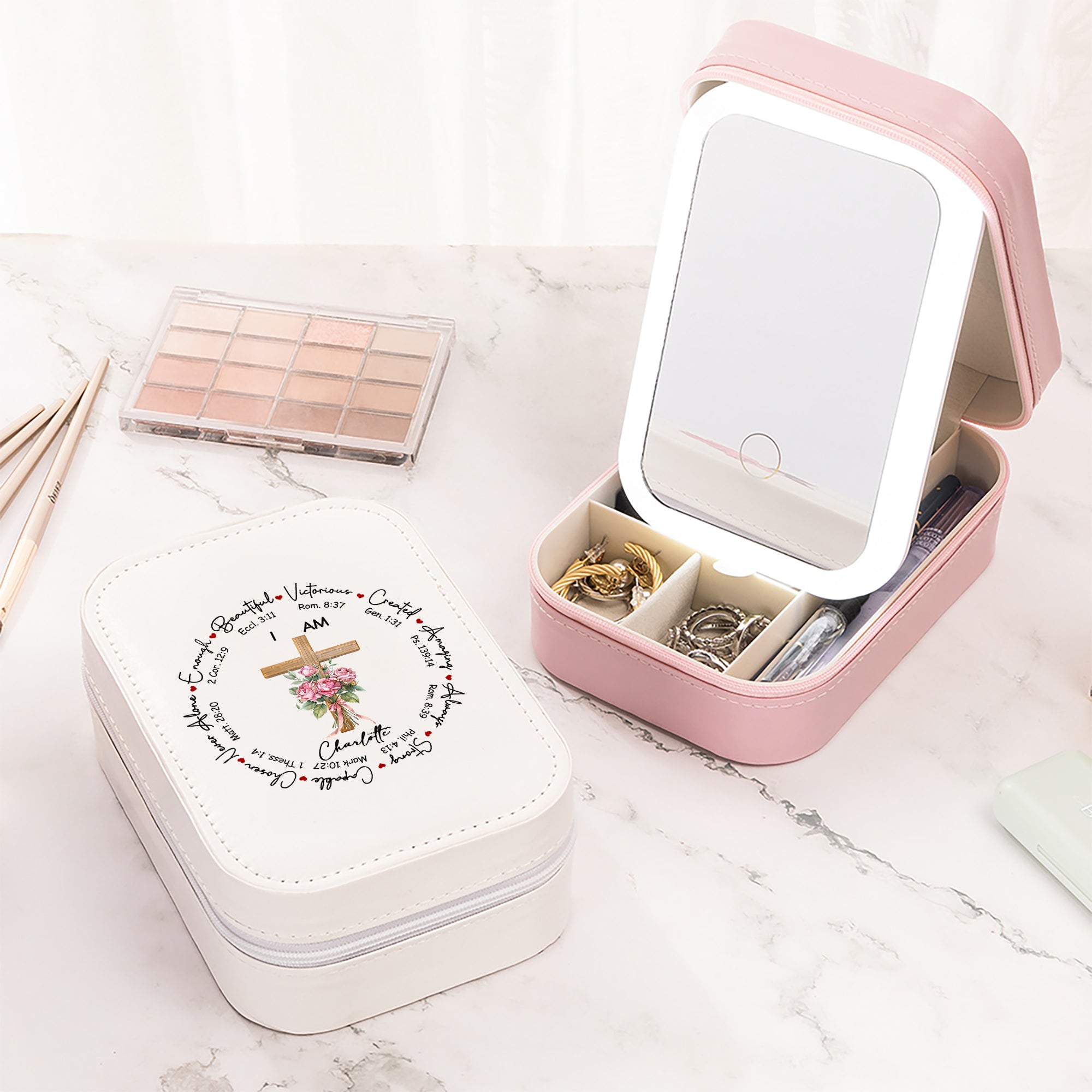 Acuarela Personalizada Nacimiento Flor Cruz Versículo de la Biblia PU Caja de joyería de cuero con LED de tres colores espejo ajustable y el nombre de regalo de cumpleaños para las mujeres