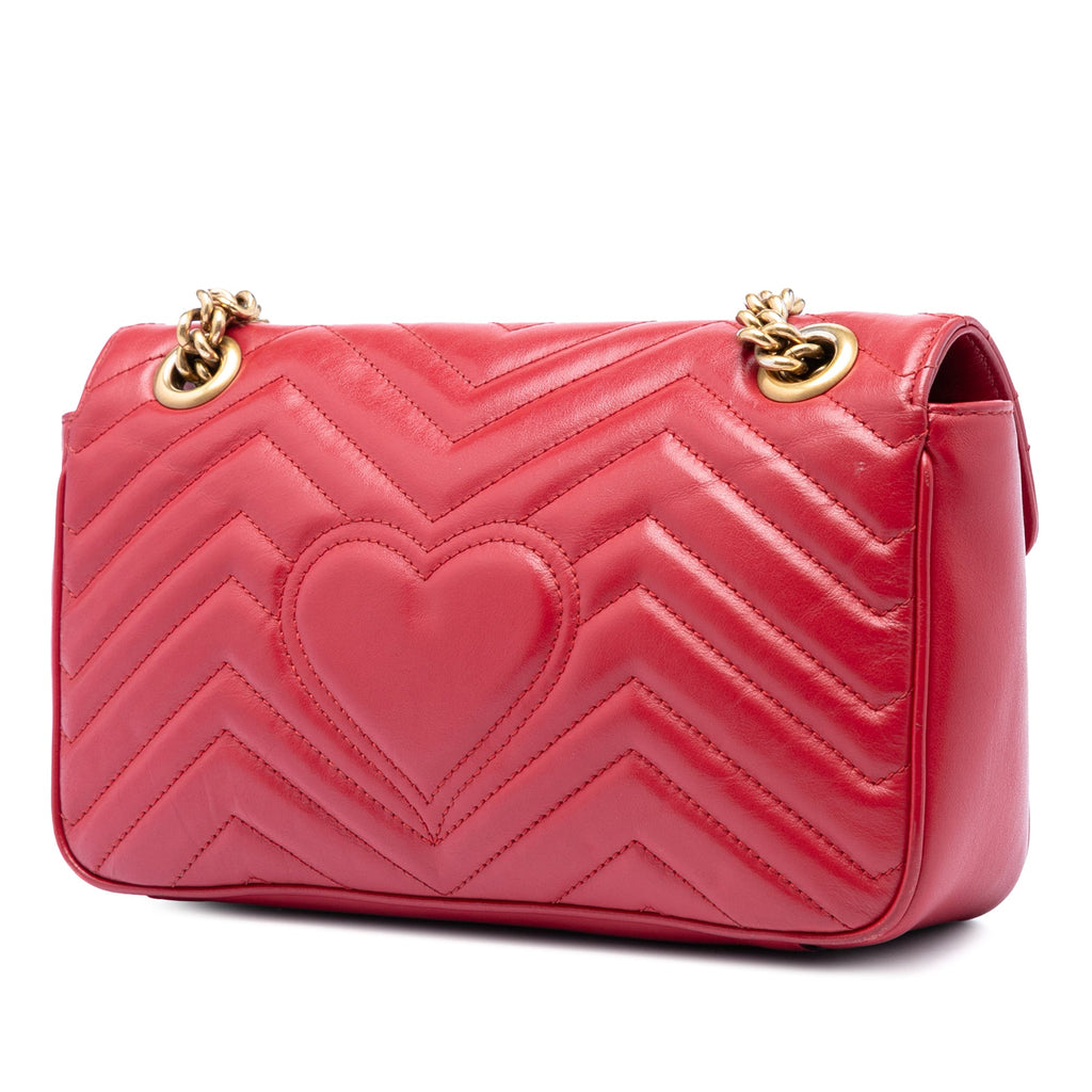 Medium GG Marmont Matelasse Leather Shoulder Bag