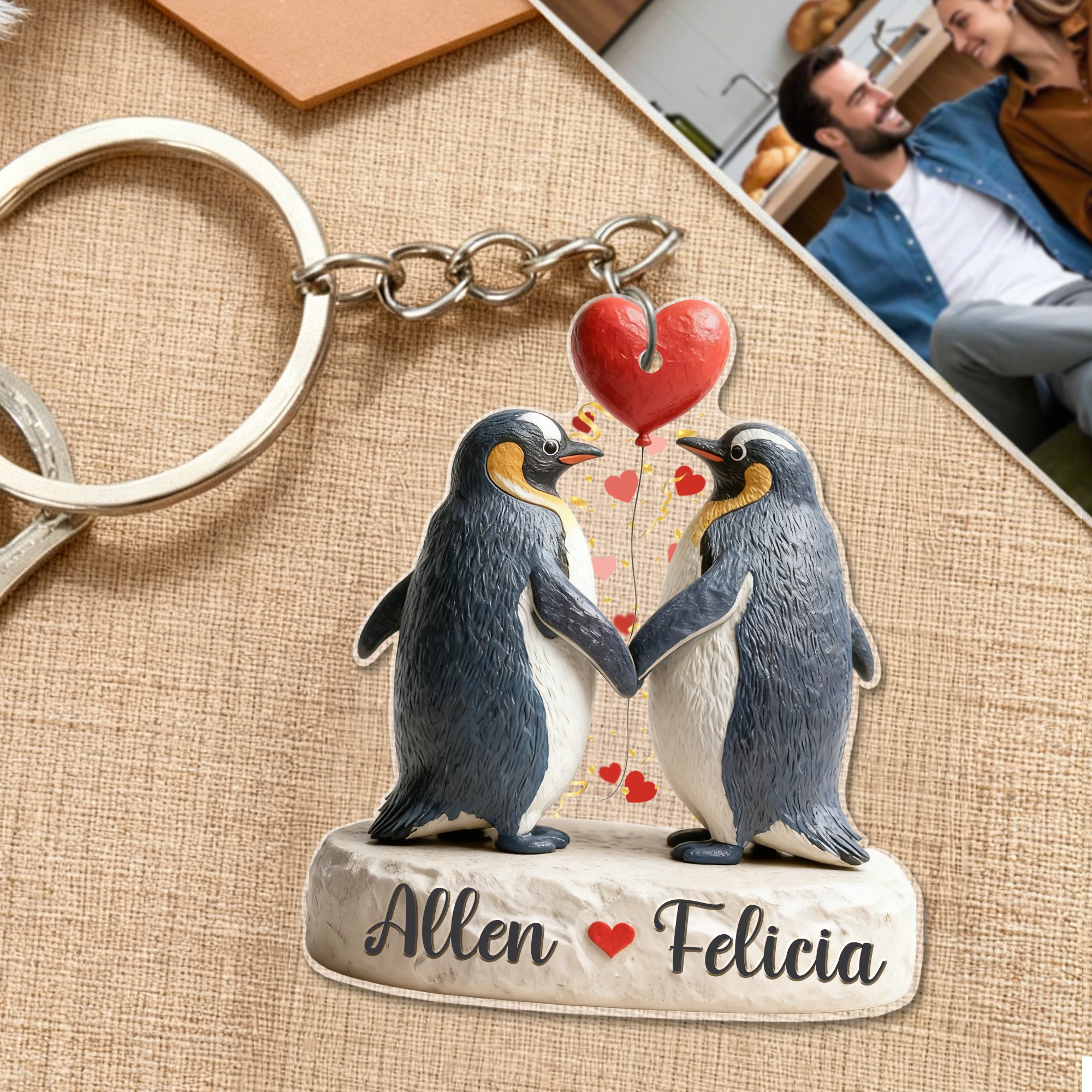 Llavero personalizado de acrílico con el nombre de un pingüino con temática de amor Regalo de aniversario de San Valentín para parejas