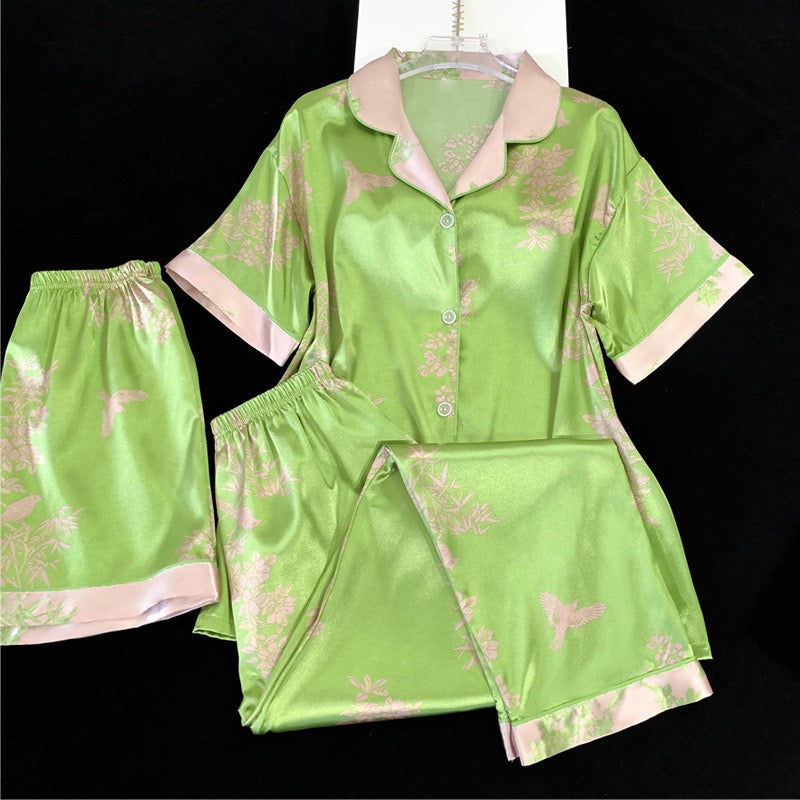 PIJAMA SATÉN 3 PIEZAS-VERDE ESMERALDA – SPRING