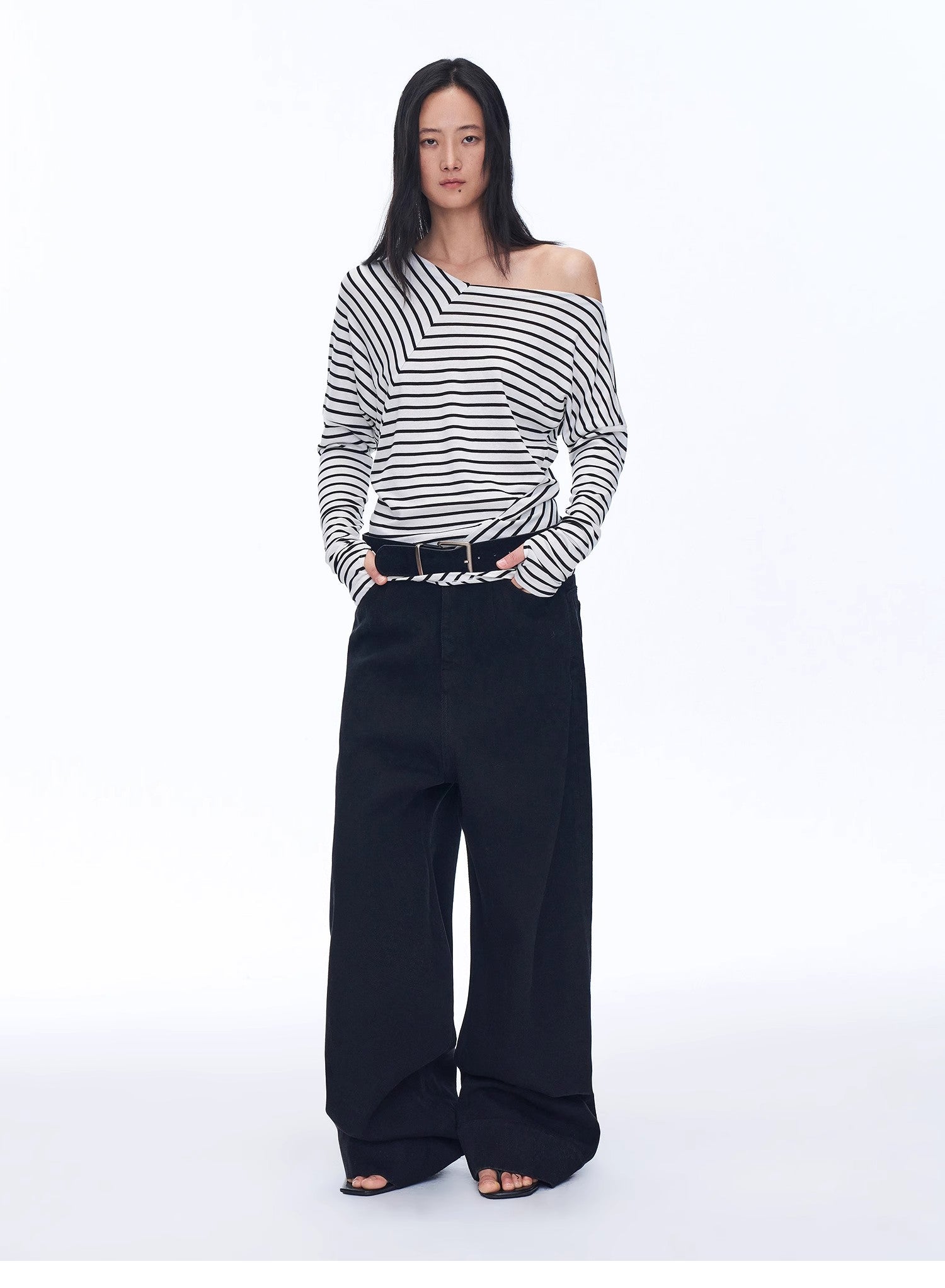 Picasso Lines fashionable off-shoulder Lyocell Tencel wool blended draped patchwork striped T-shirt