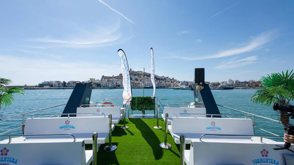 Formentera Boat Trip with Full-Day Meals, Unlimited Drinks and Water Activities