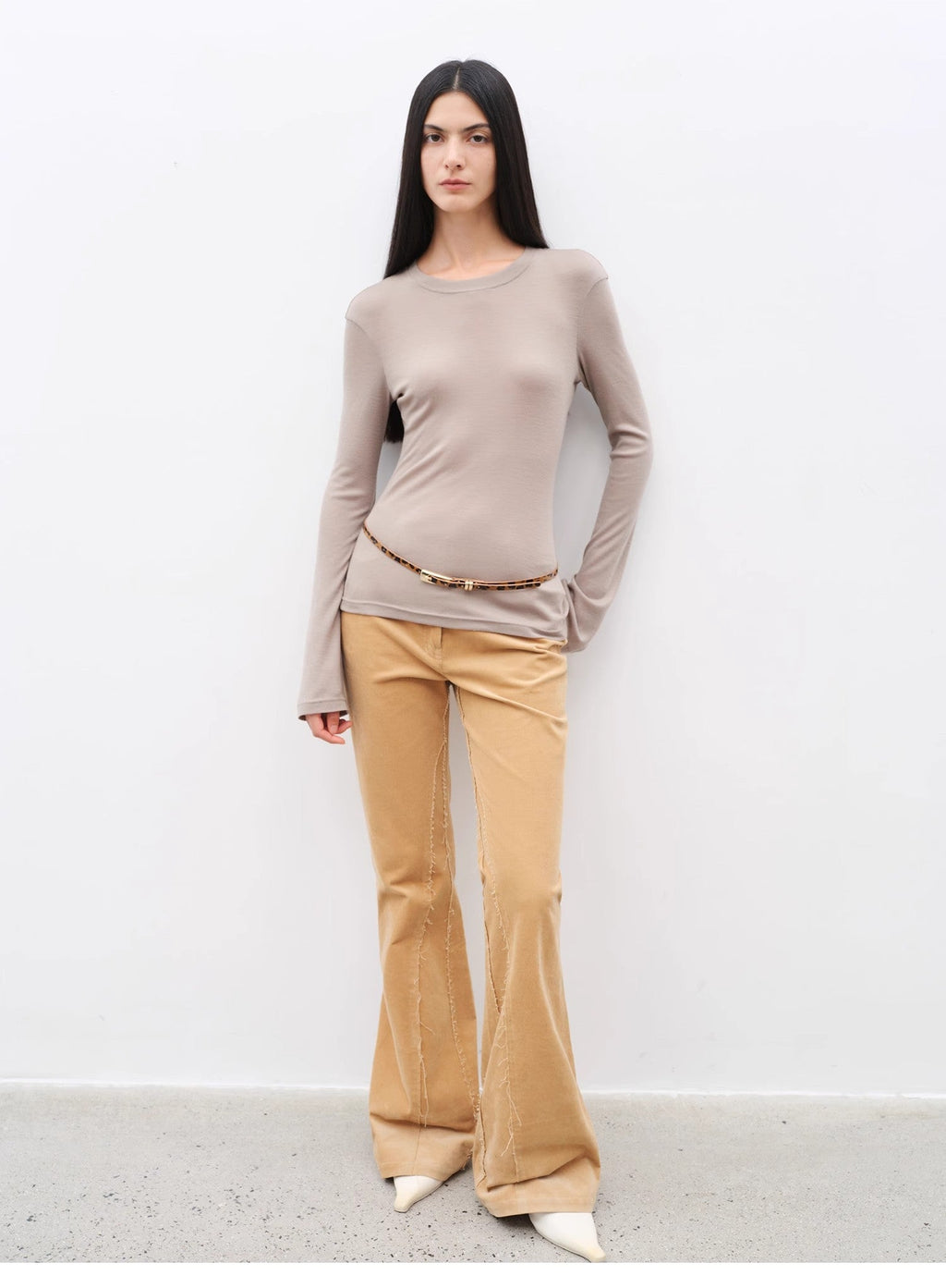 Road to Extraordinary Retro modern versatile slim corduroy flared trousers