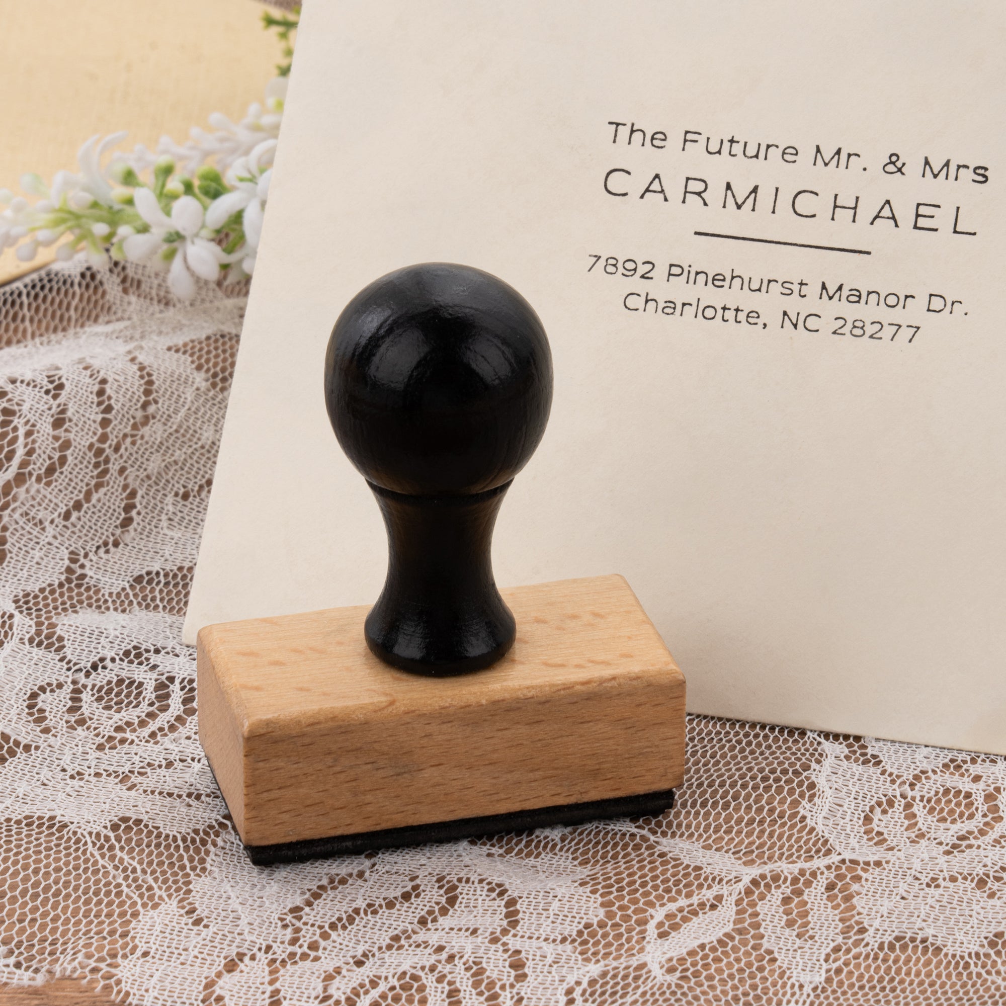 Personalizado El Futuro Sr. y Sra. Dirección Signo Portátil Sello Autoentintado con Tinta y Nombre Boda Compromiso Regalo para Recién Casados Parejas