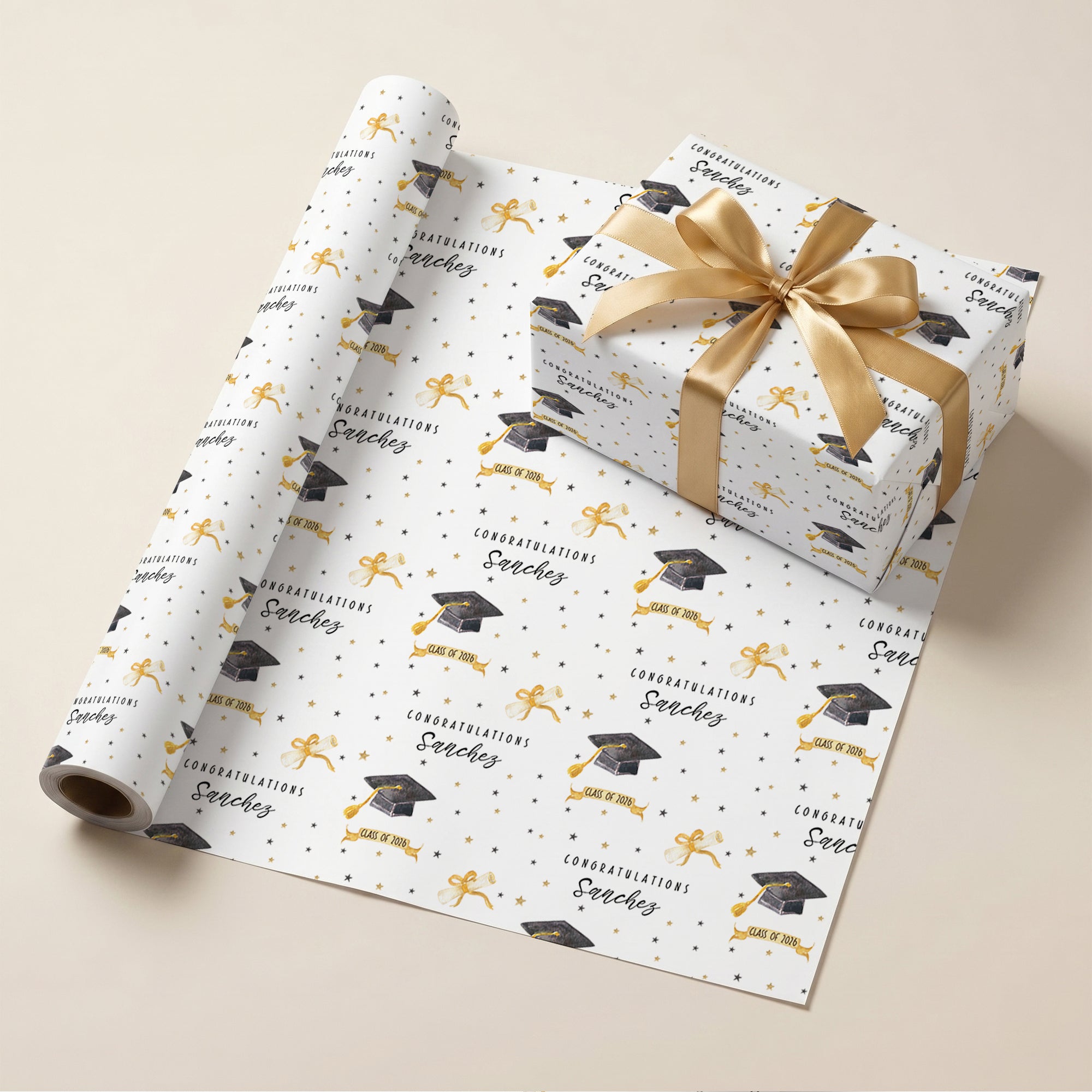 Personalizada Graduación Cap Scroll Teddy Bear Papel de regalo con el texto Celebración Fiesta Decoración Graduación Favor Embalaje para 2026 Graduados Estudiantes