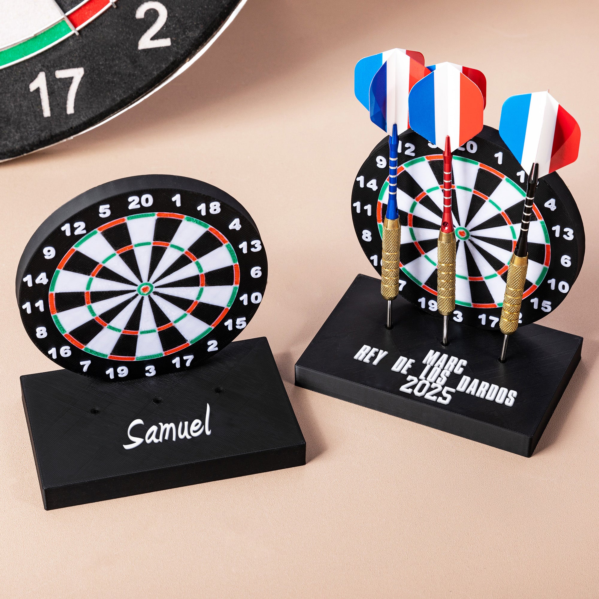 Soporte para dardos personalizado con patrón de diana impresa en 3D y base para 3 dardos regalo de cumpleaños y decoración para amantes de los dardos
