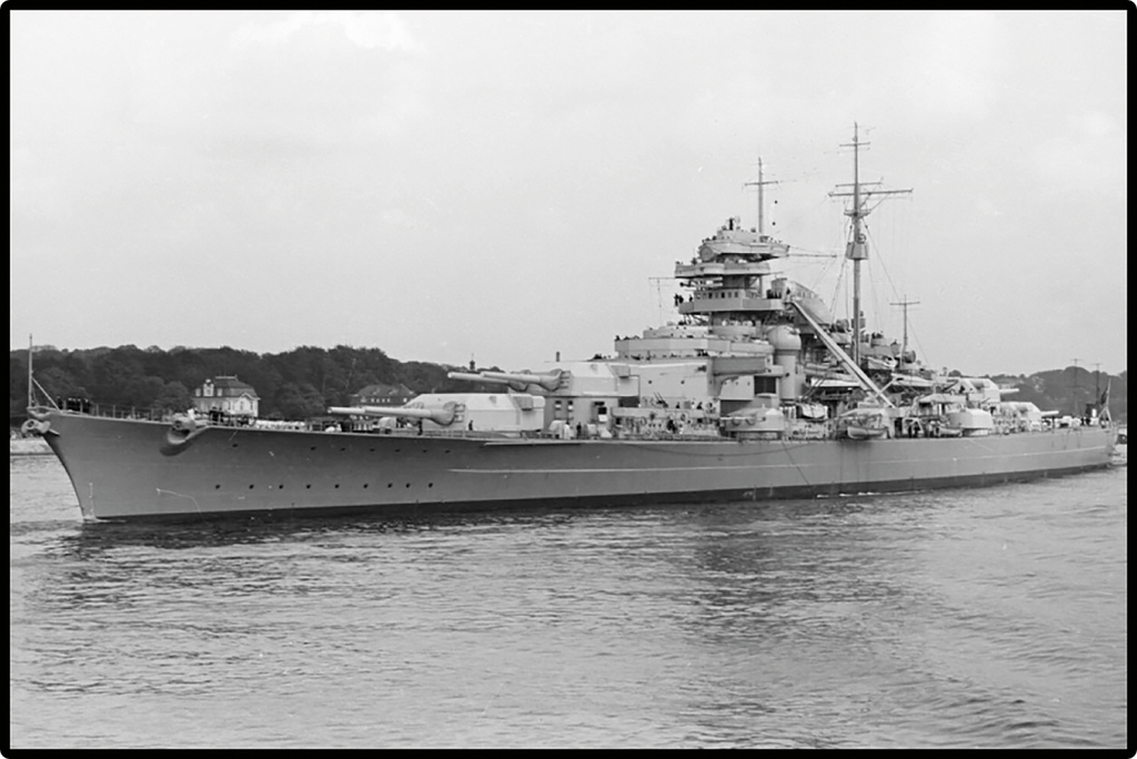 Set de Construccion Battleship BISMARCK  1:300 scale 85cm